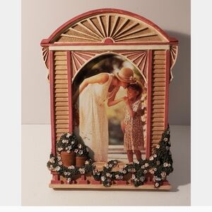 Beautiful Vintage 3D Window  5 x 7 Photo Picture Frame